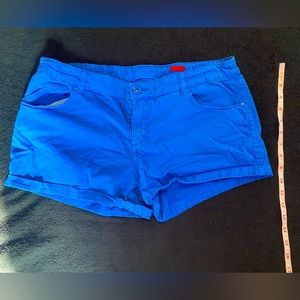 Women’s shorts